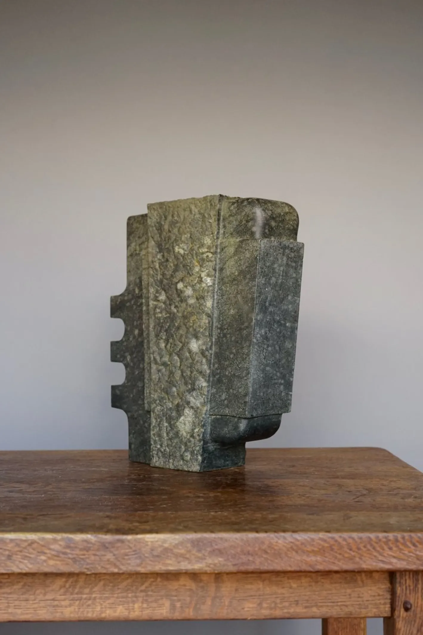 Abstrakte brutalistische Steinskulptur, 1970er