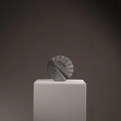 Abstrakte deutsche Steinskulptur, 1970er