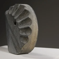 Abstrakte deutsche Steinskulptur, 1970er