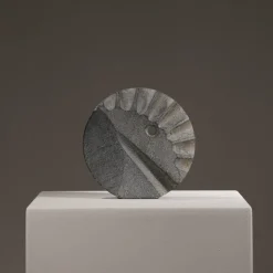 Abstrakte deutsche Steinskulptur, 1970er