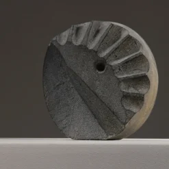 Abstrakte deutsche Steinskulptur, 1970er