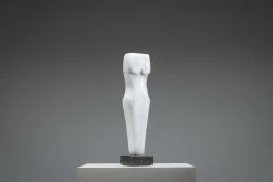 Abstrakter weißer Torso, 1970er, Marmor