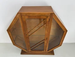 Achteckige Art Deco Vitrine, England, 1930er