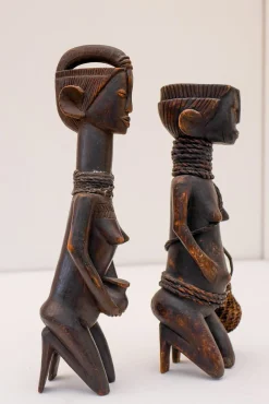 Aktstatuen aus traditionellem afrikanischen Hartholz, 1920er, 2er Set