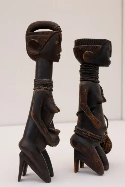 Aktstatuen aus traditionellem afrikanischen Hartholz, 1920er, 2er Set