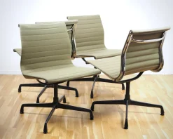 Alu Stuhl EA 105 in Hopsack in Khaki von Charles & Ray Eames für Vitra, 1980er