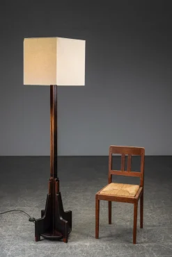 Amsterdamer Schule Stehlampe, 1920er