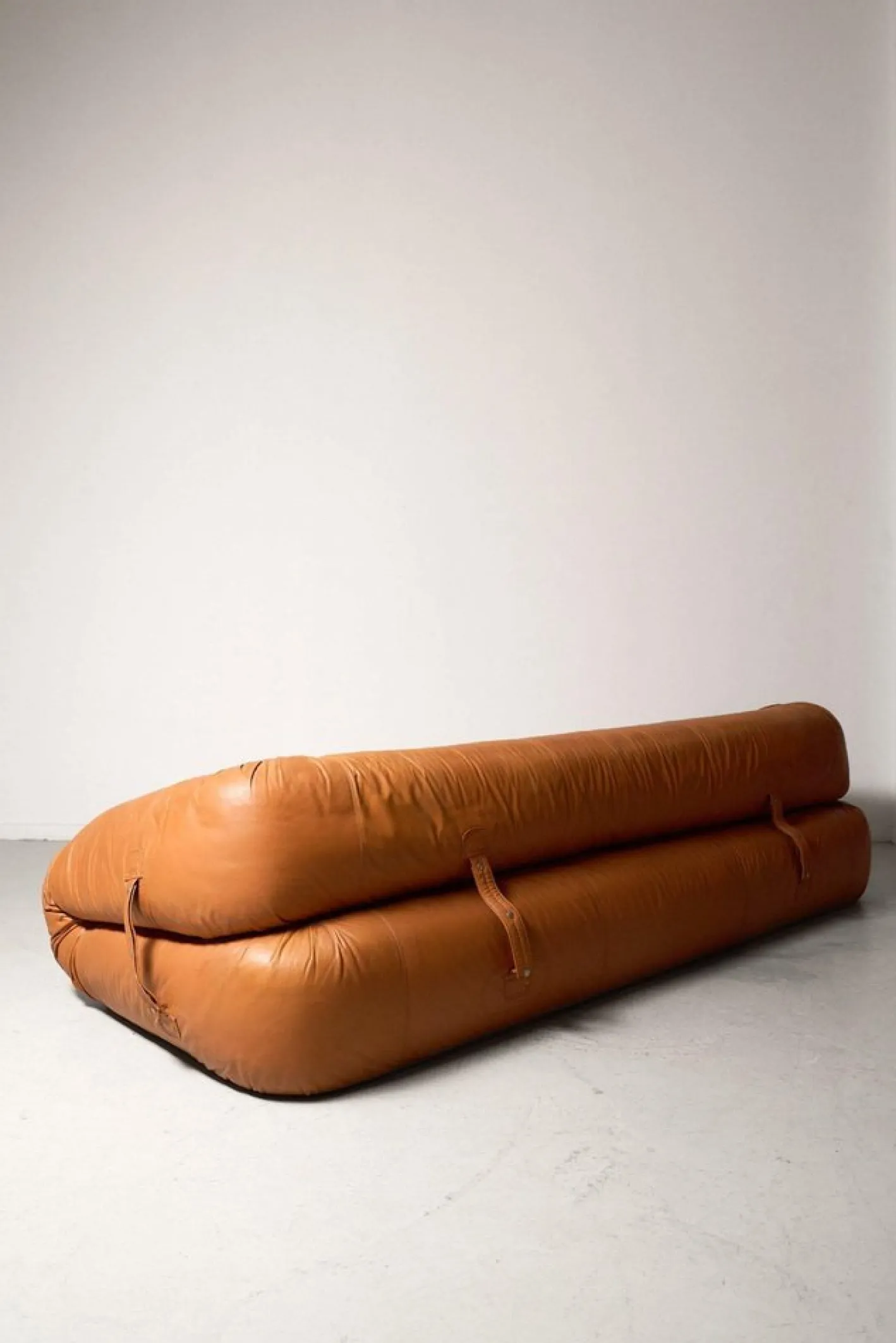 Anfibio Schlafsofa aus cognacfarbenem Leder von Alessandro Becchi, 1970er
