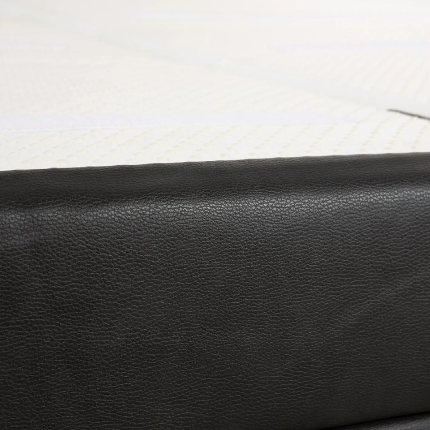 Anthrazitfarbenes Boxspringbett aus Kunstleder von Ruf
