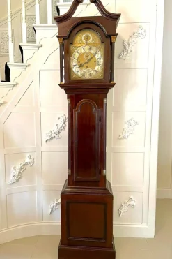 Antike Acht-Tage Standuhr aus Mahagoni