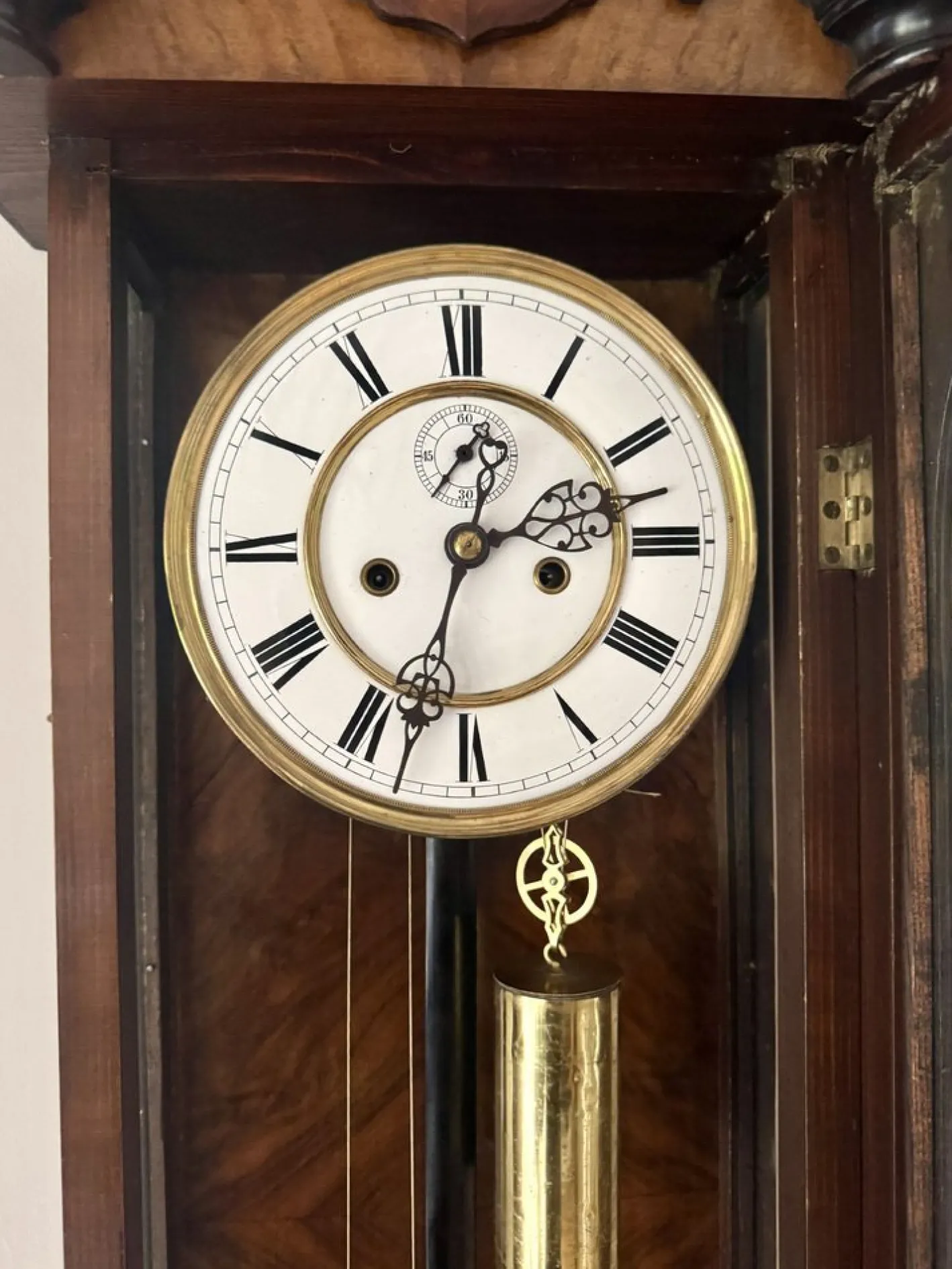 Antike Doppelgewichts-Wanduhr aus Nussholz, 1860