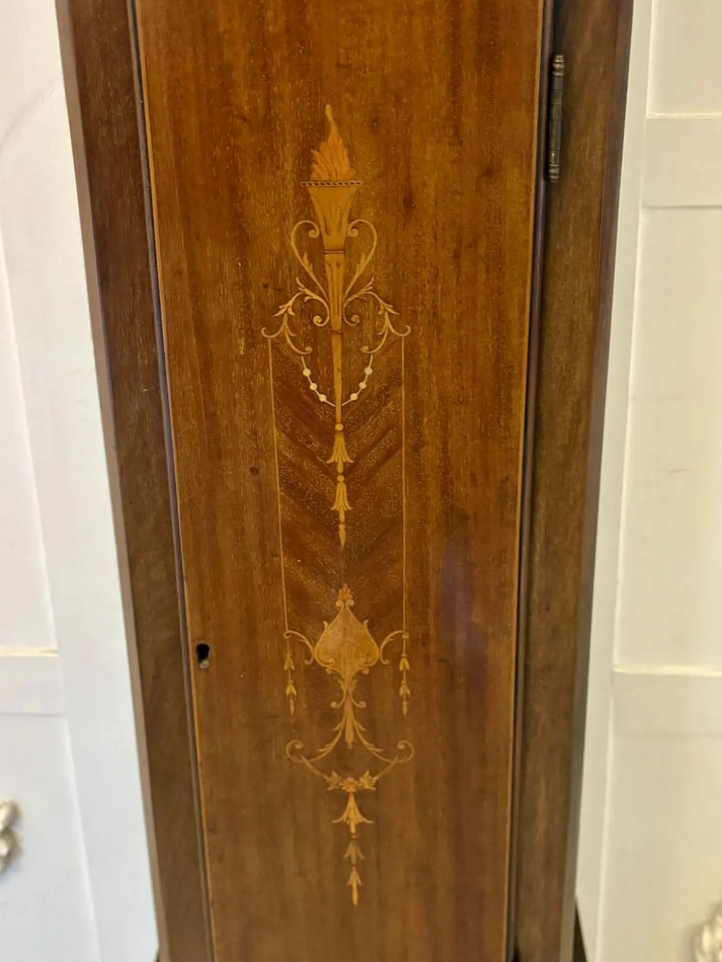 Antike edwardianische Standuhr aus Mahagoni mit Intarsien, 1905