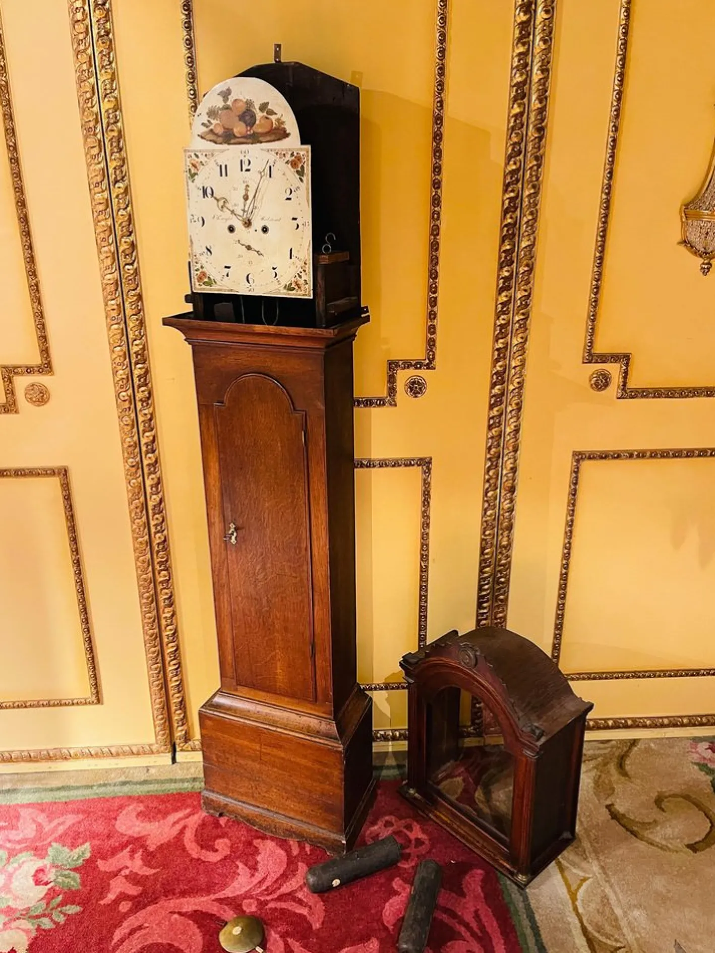 Antike englische Standuhr aus Eiche, 19. Jh