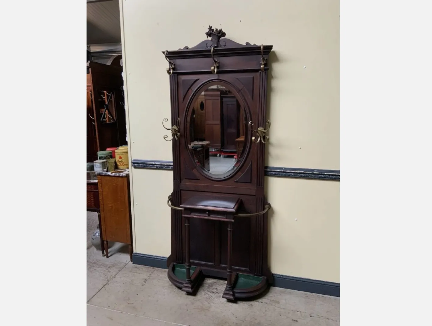 Antike Jugendstil Garderobe aus Eiche, 1910