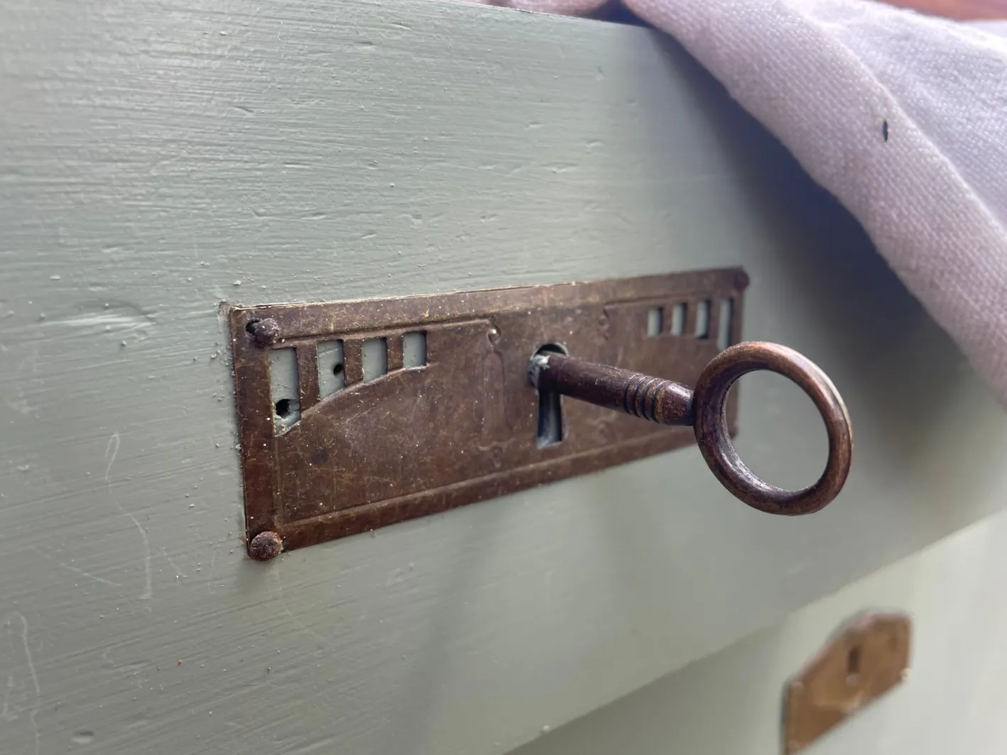 Antike Kommode aus Tannenholz, 1890er