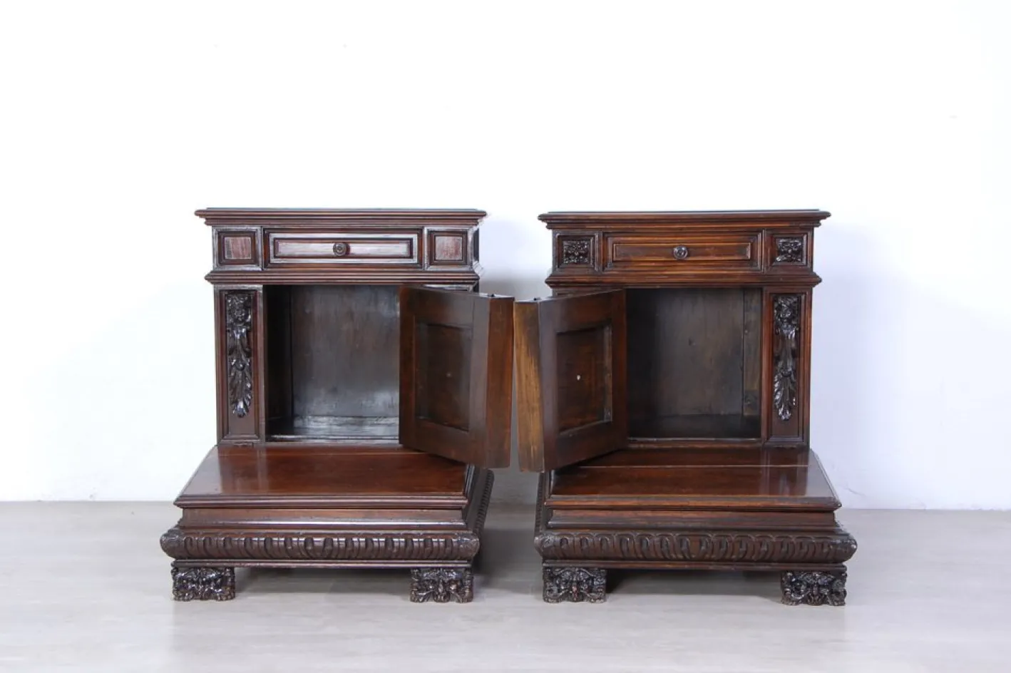 Antike Nachttische, Frühe 1900er, 2er Set