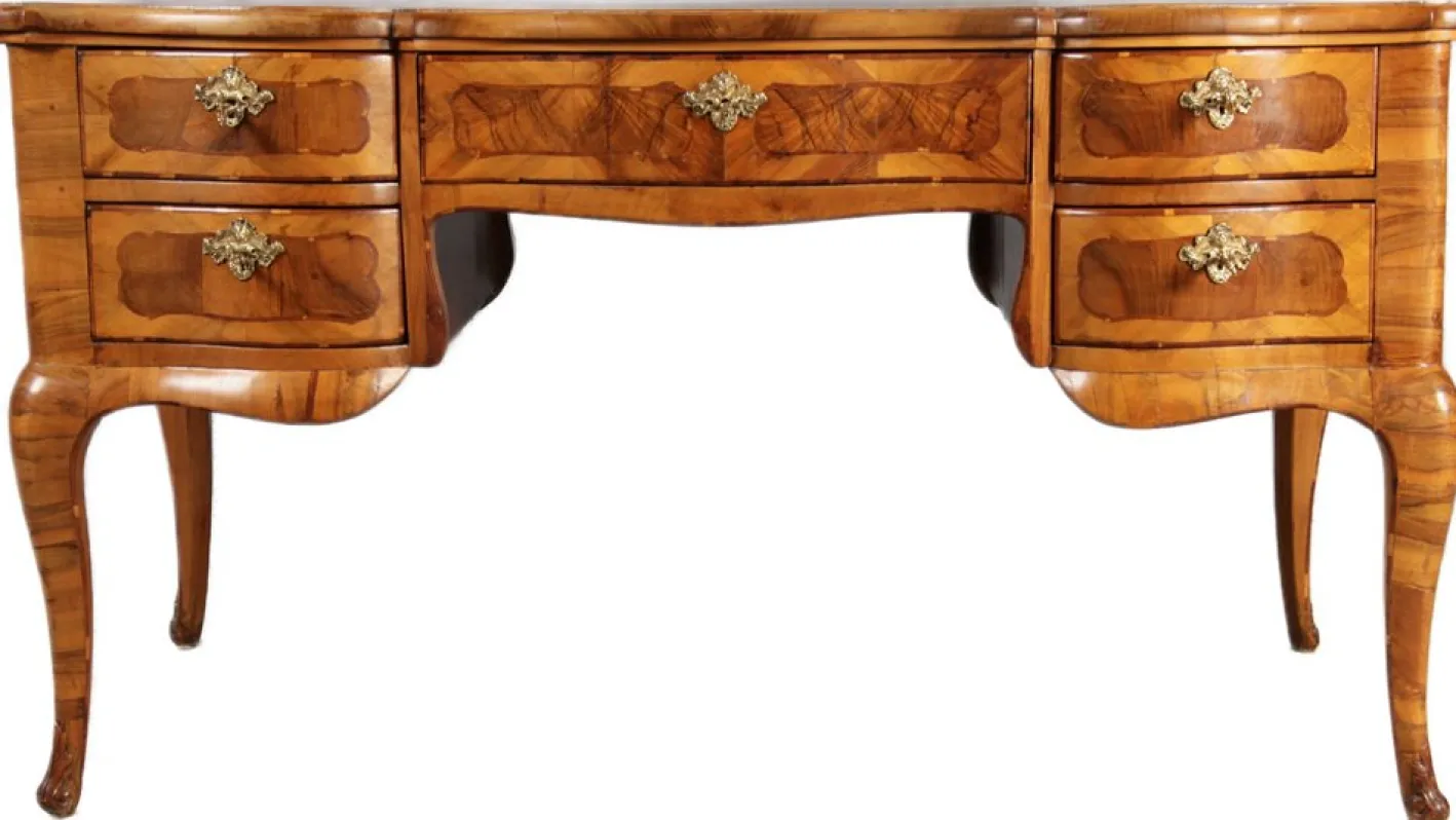 Antiker Barock Schreibtisch mit Nussholz Intarsie, 1780