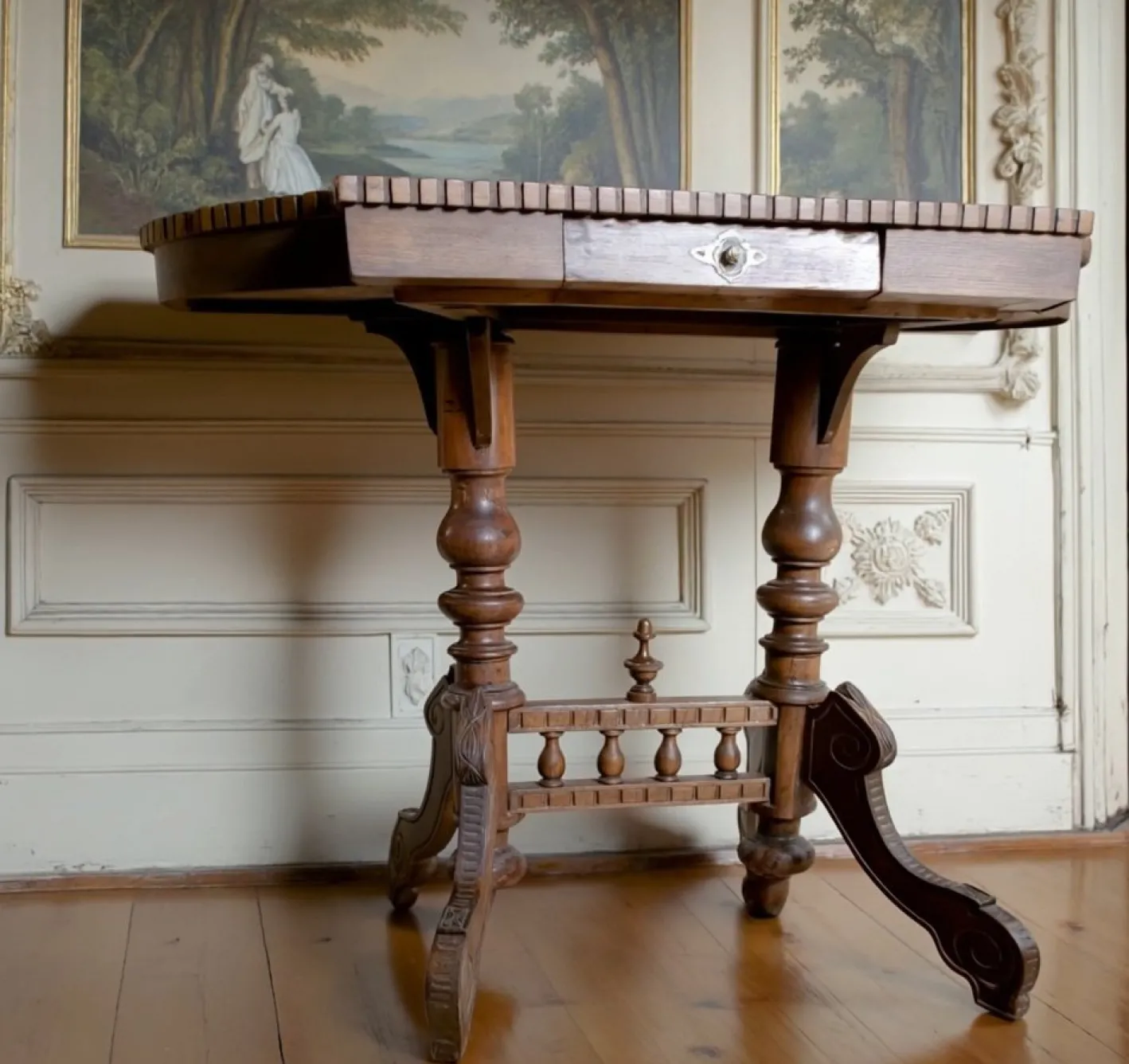 Antiker Demi-Lune Konsolentisch mit Schublade, 1700er