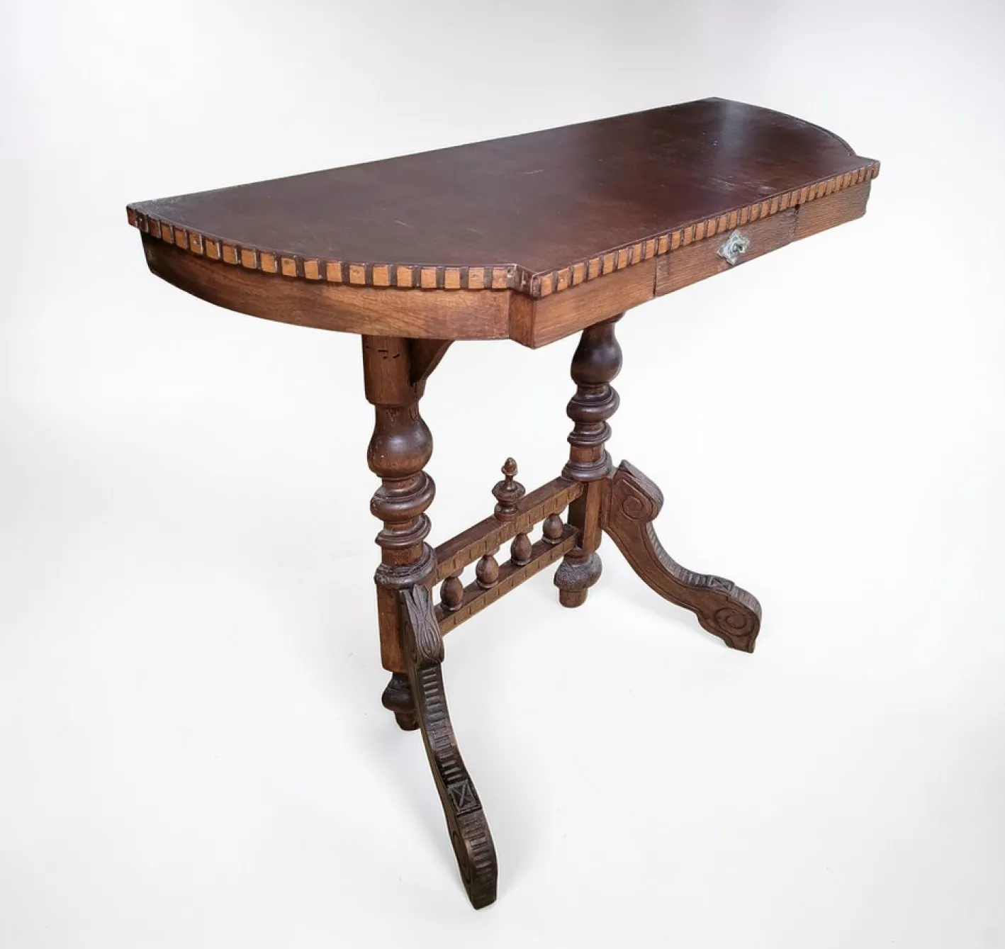 Antiker Demi-Lune Konsolentisch mit Schublade, 1700er
