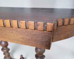 Antiker Demi-Lune Konsolentisch mit Schublade, 1700er