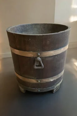 Antiker Eimer aus Eiche & Messing von RA Lister LTD