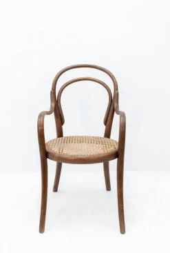 Antiker Kinderstuhl von Thonet