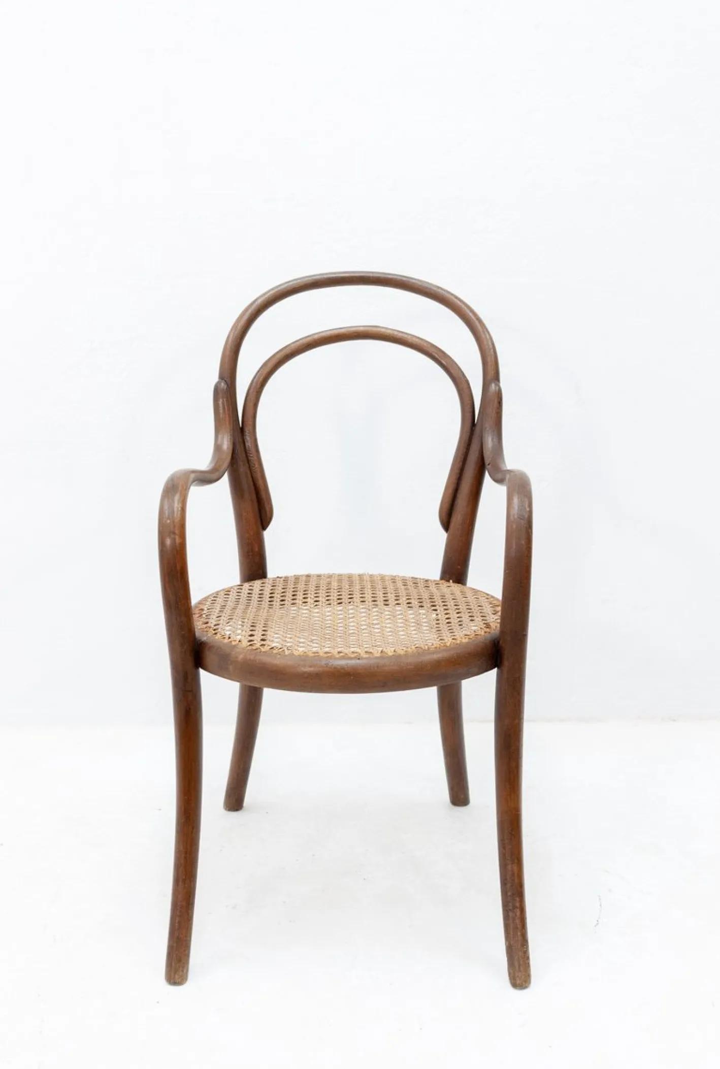 Antiker Kinderstuhl von Thonet