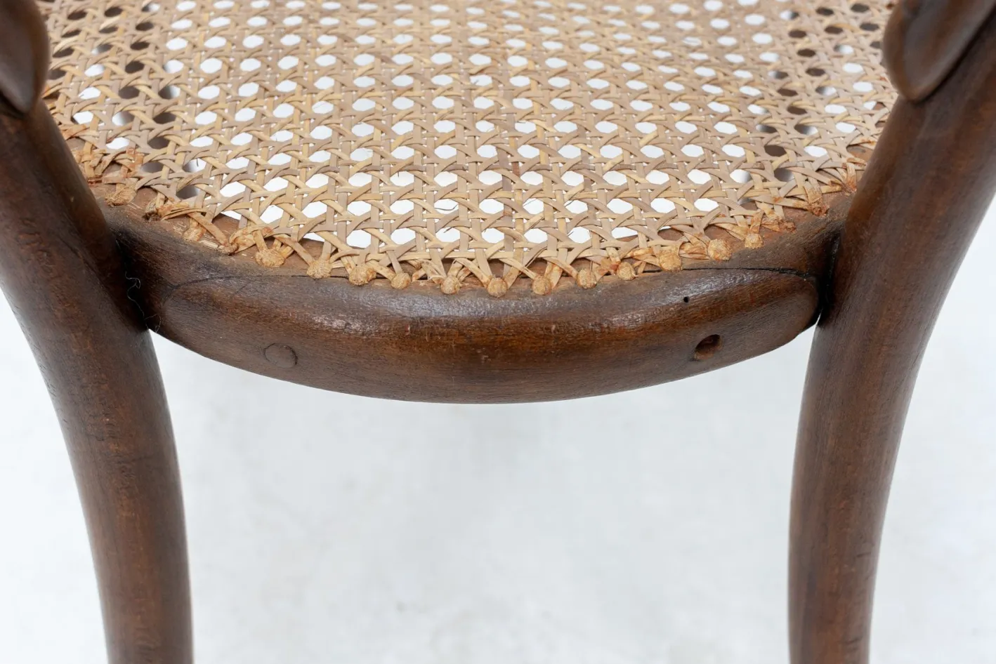 Antiker Kinderstuhl von Thonet