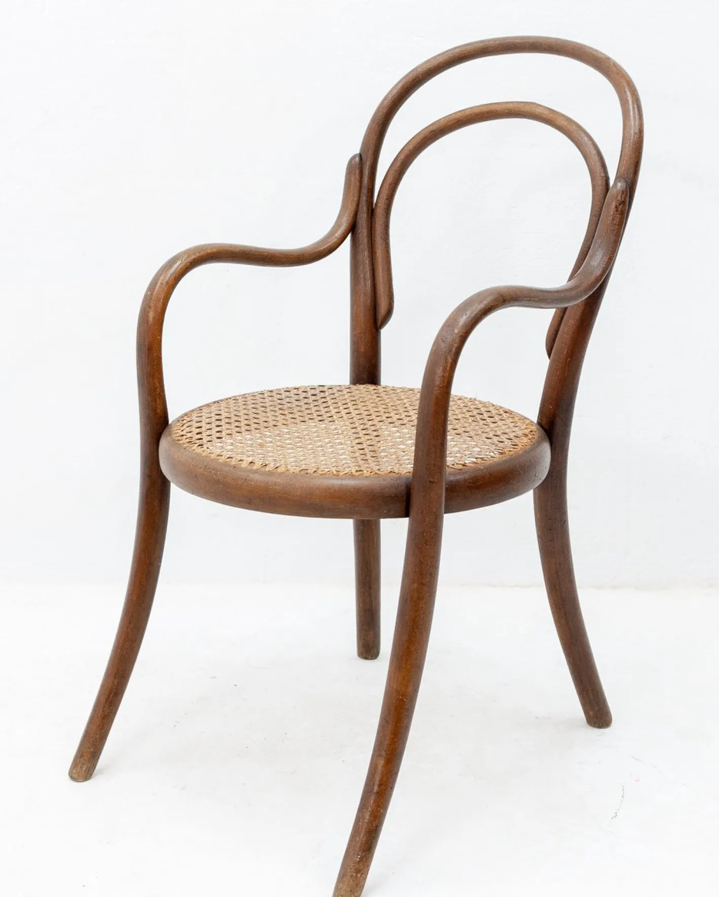 Antiker Kinderstuhl von Thonet