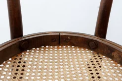 Antiker Kinderstuhl von Thonet