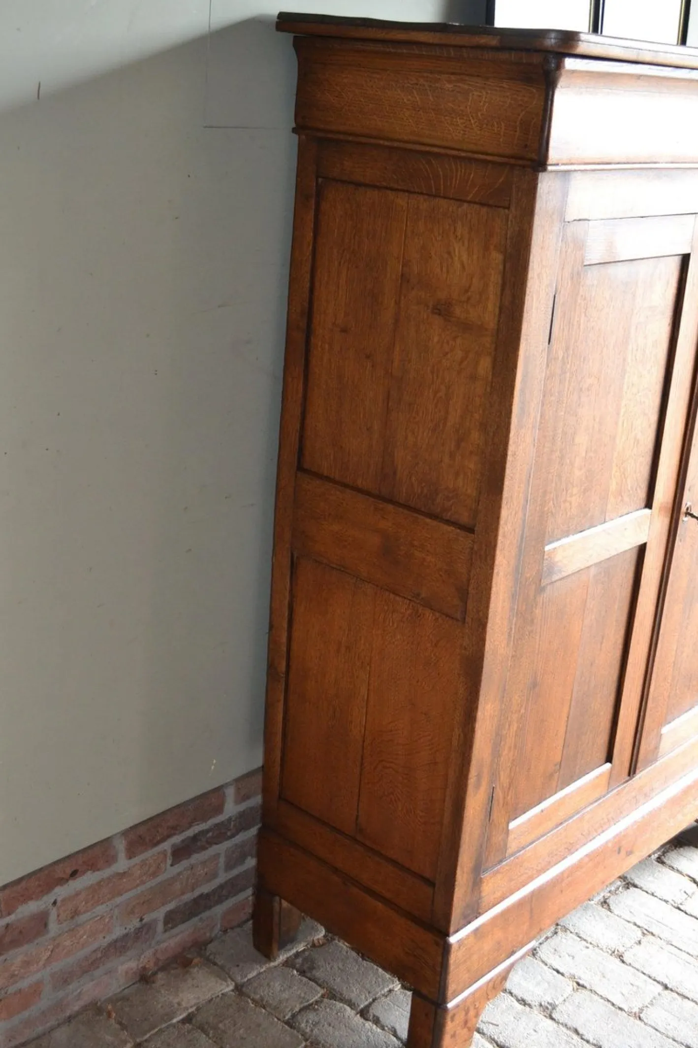 Antiker Louis Philippe Kleiderschrank aus Eiche