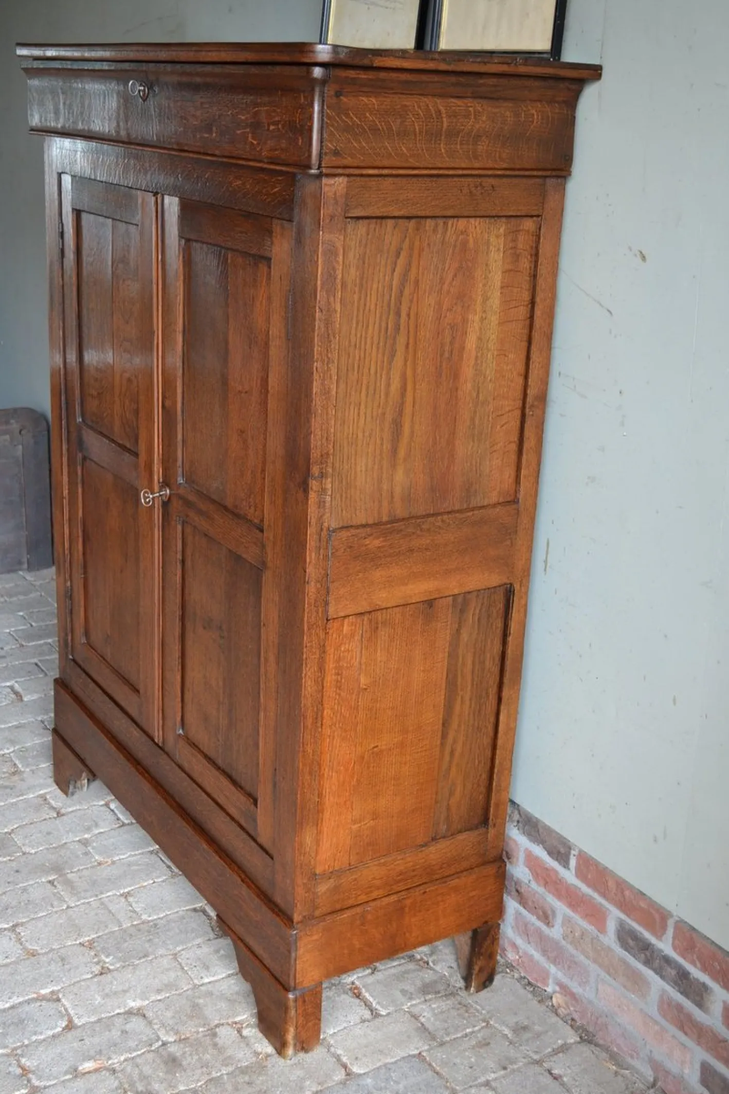 Antiker Louis Philippe Kleiderschrank aus Eiche