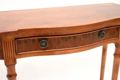 Antiker Regency Konsolentisch aus Eibenholz, 1950