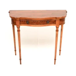 Antiker Regency Konsolentisch aus Eibenholz, 1950