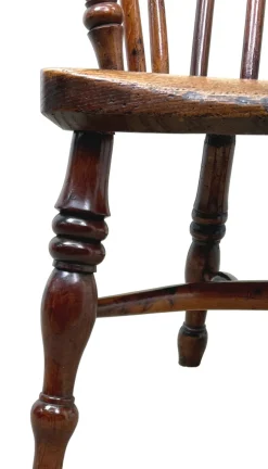 Antiker Windsor Kindersessel aus Eibenholz, 1820