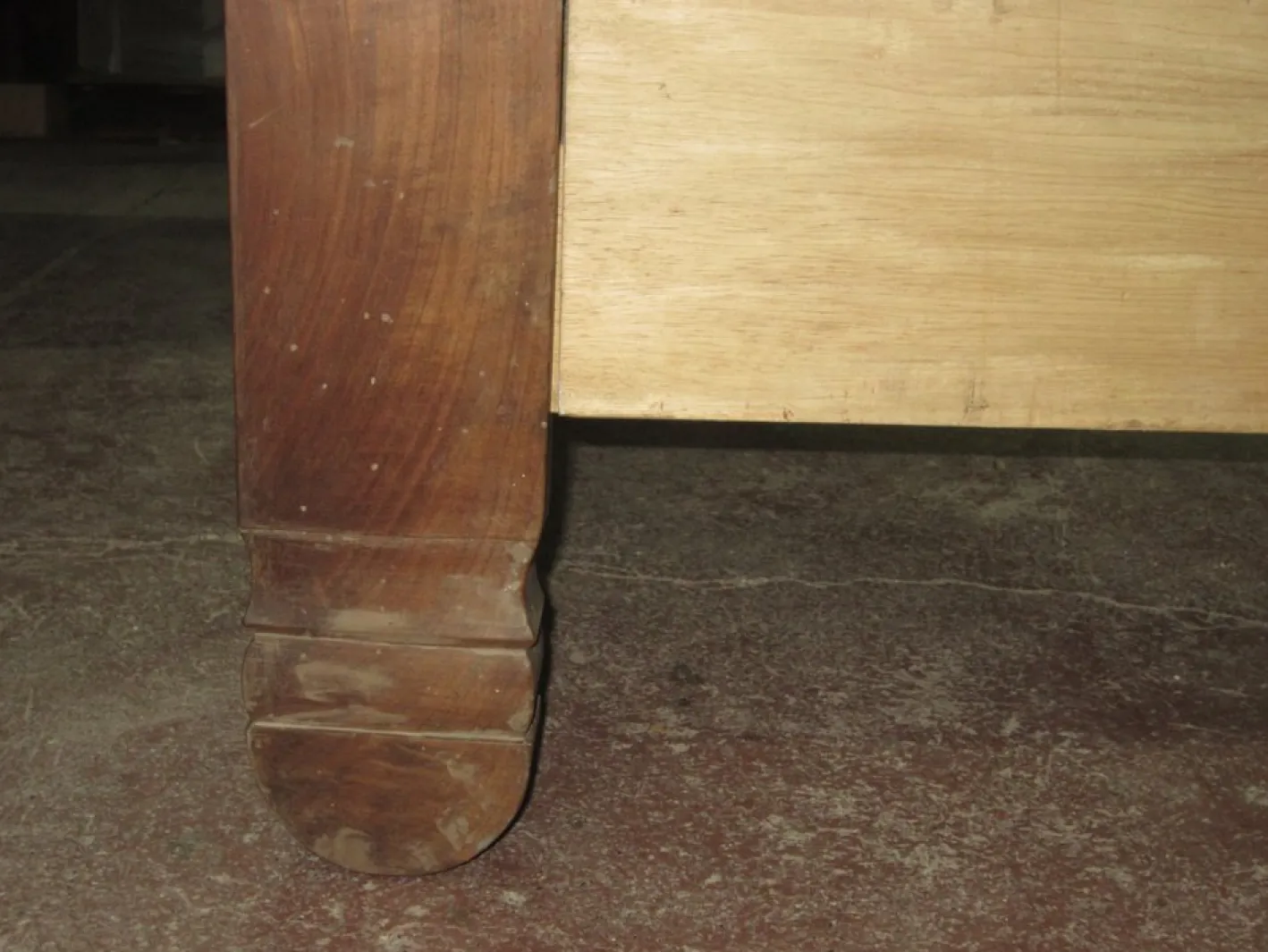 Antikes Bootsbett aus Holz