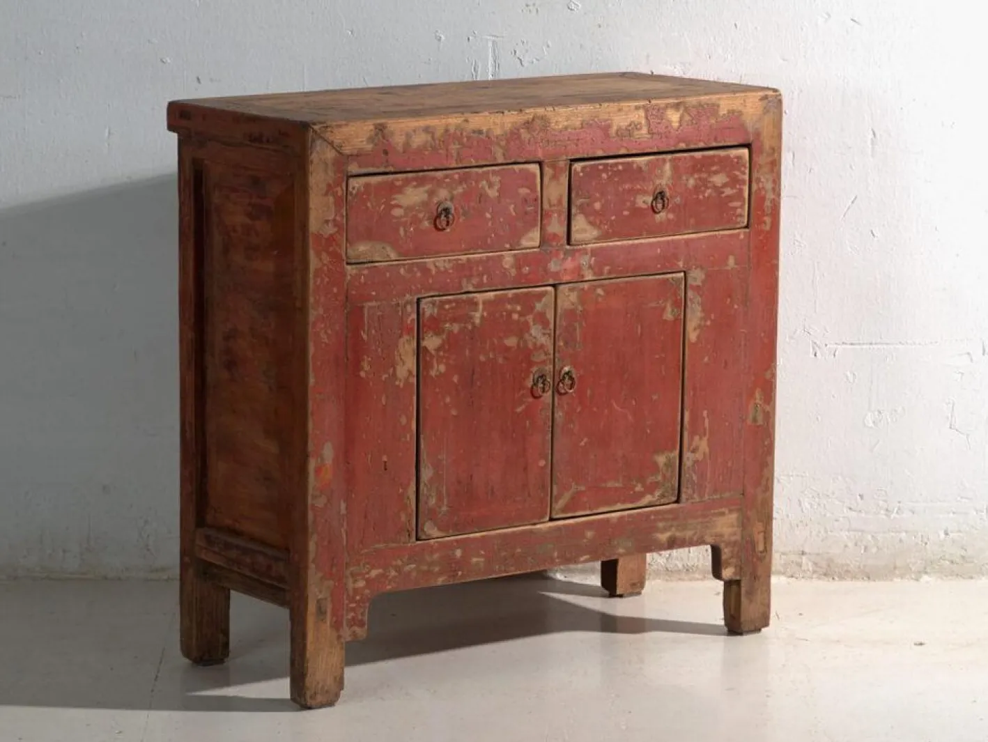 Antikes Compact Sideboard aus Ulmenholz, China, 1930