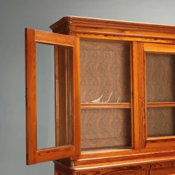 Antikes italienisches Sideboard aus Lärche mit doppeltem Korpus, 1800er