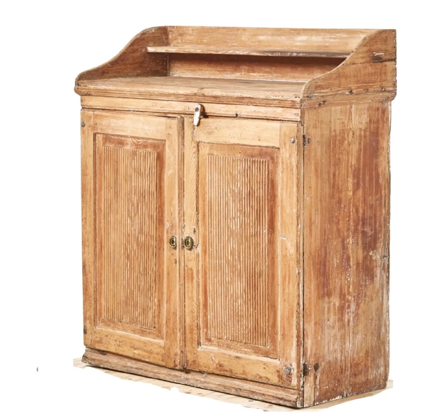 Antikes Schwedisches Buffet mit Geriffelter Front, 1790