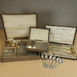 Antikes versilbertes Besteckset von Maison Ercuis, 1890er, 61er Set