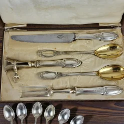Antikes versilbertes Besteckset von Maison Ercuis, 1890er, 61er Set
