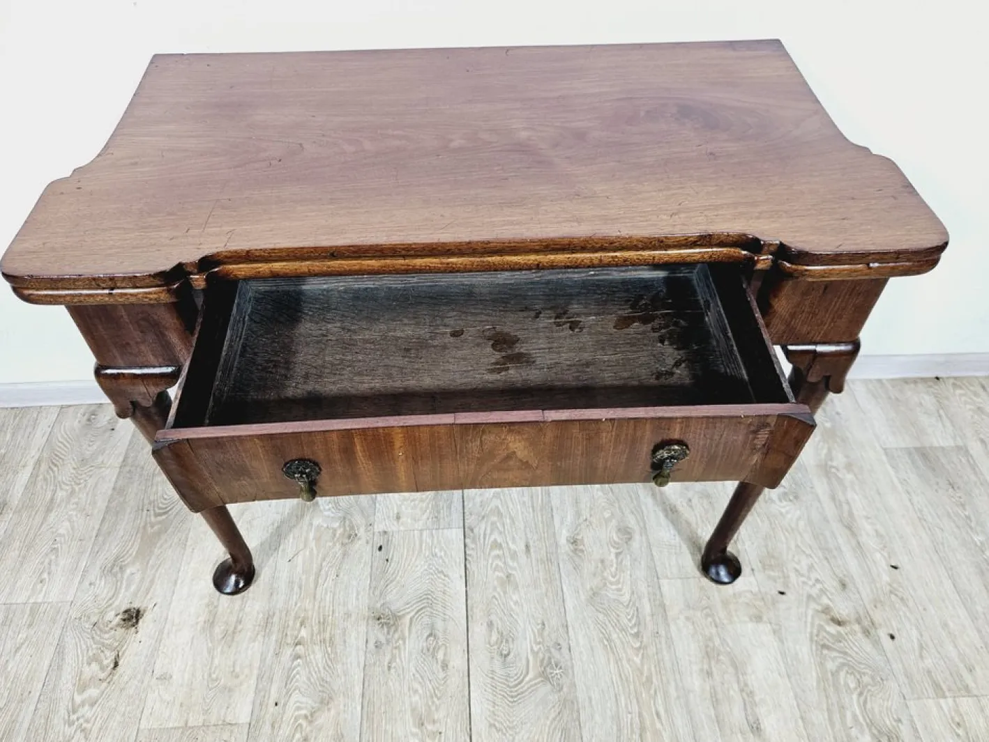 Antique Game Table in Walnut, 1800s