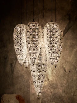 Arabesque Kronleuchter aus Stahl & Kristallglas von VGnewtrend