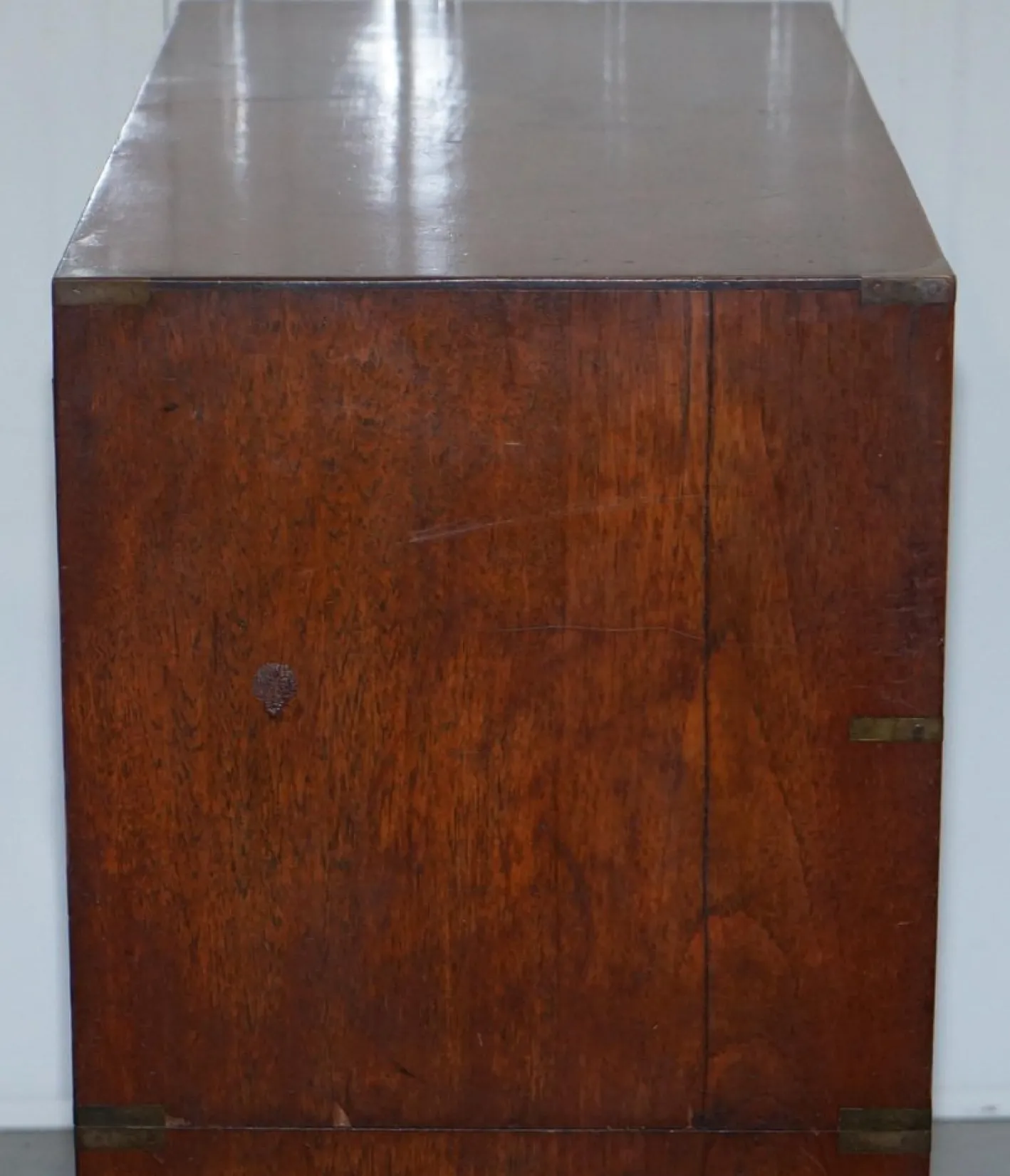 Army & Navy CSL Campaign Kommode mit Schreibtisch, 1890er