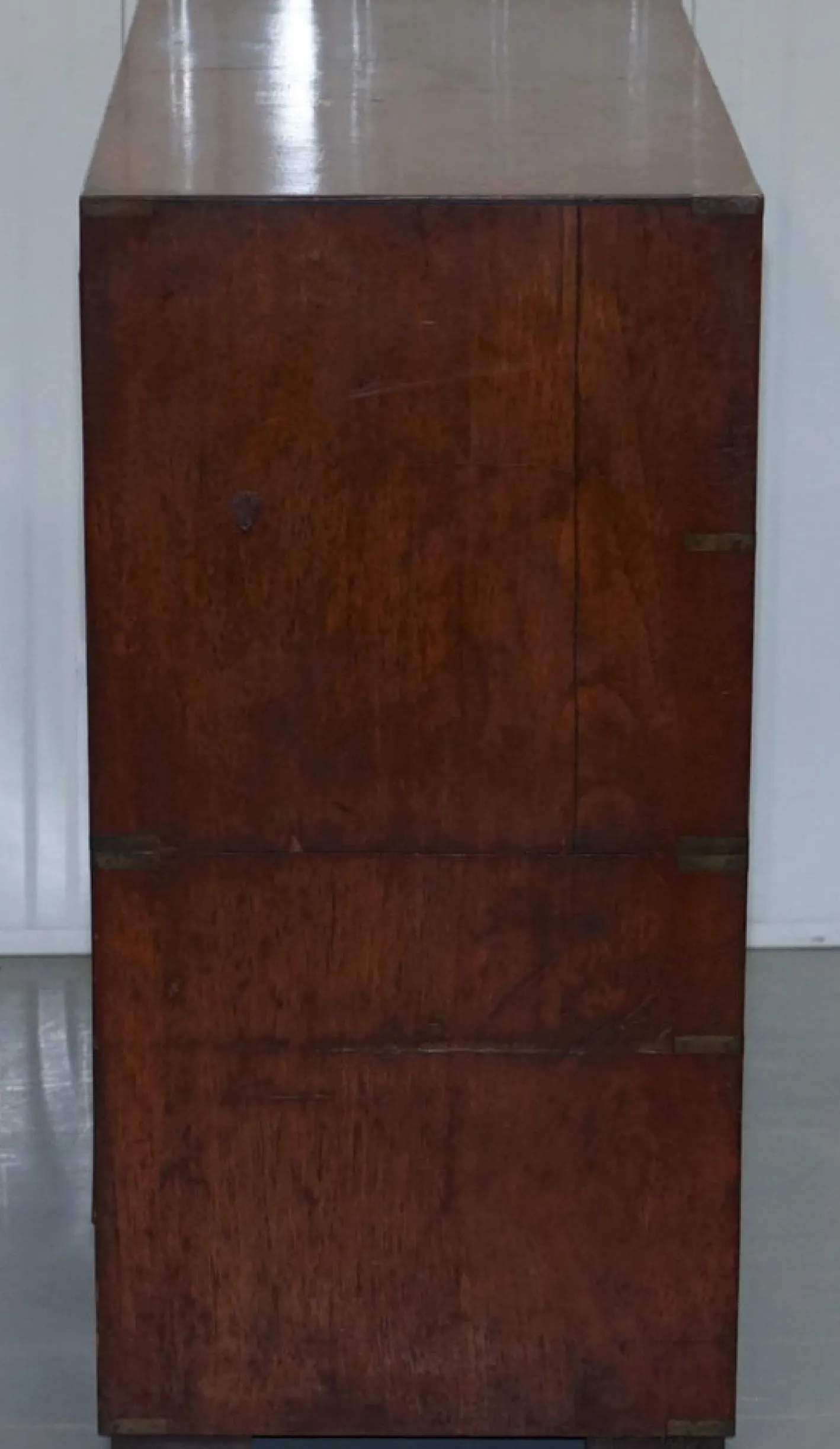 Army & Navy CSL Campaign Kommode mit Schreibtisch, 1890er