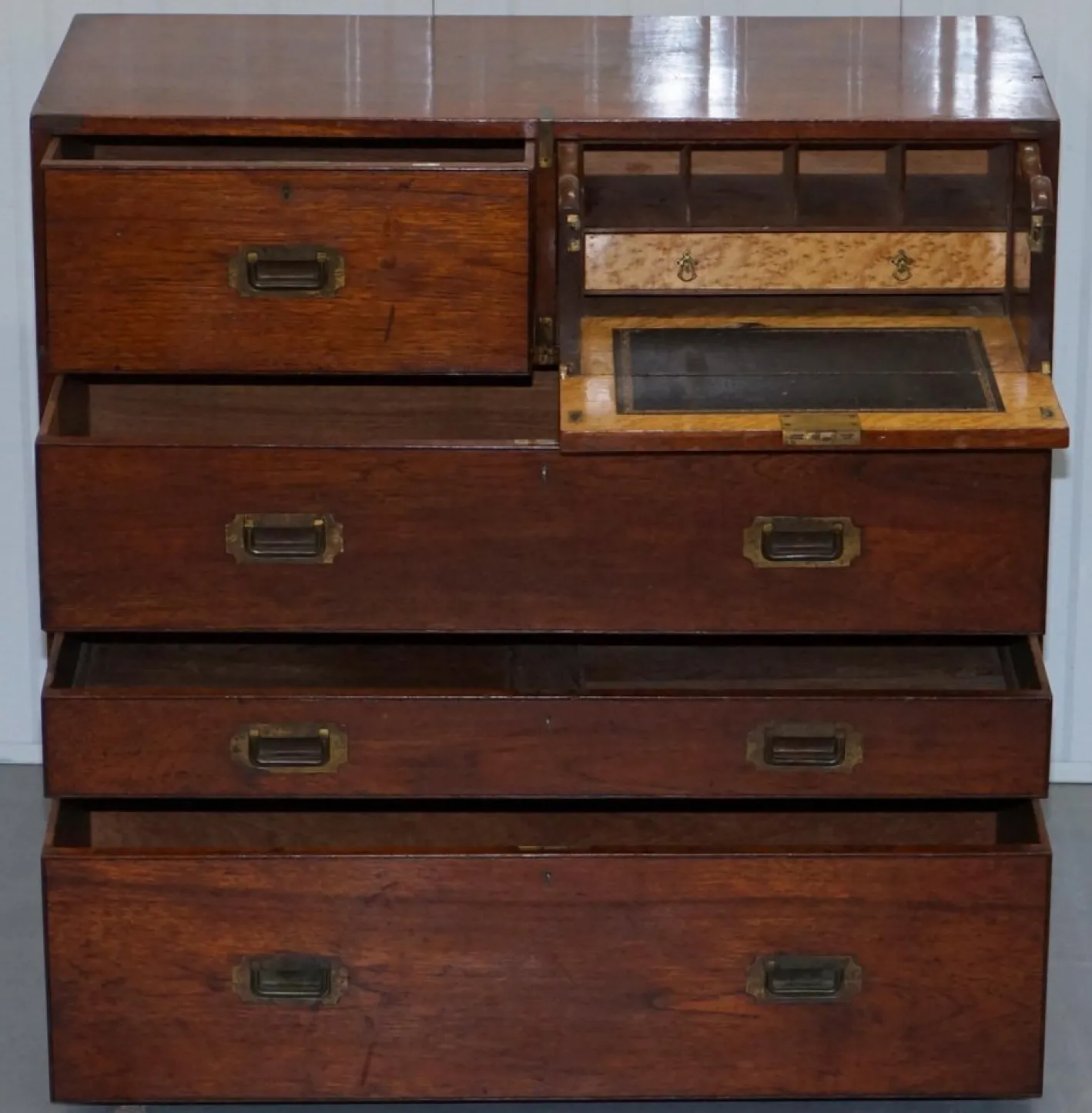 Army & Navy CSL Campaign Kommode mit Schreibtisch, 1890er