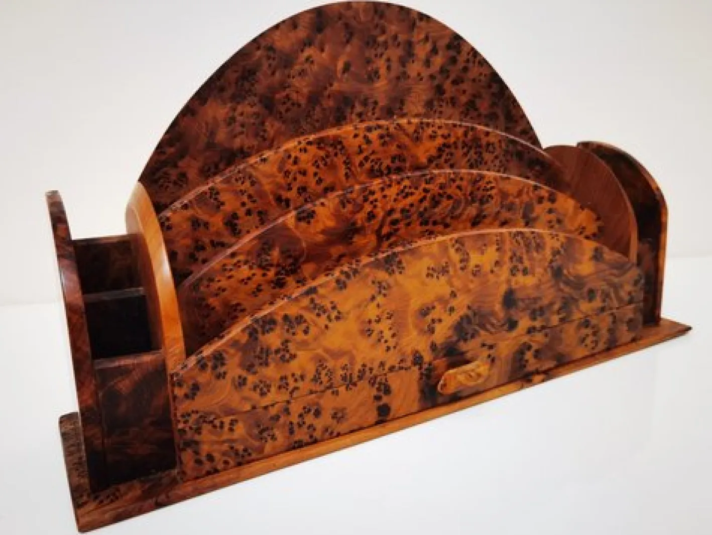 Art Deco Briefhalter aus poliertem Wurzelholz