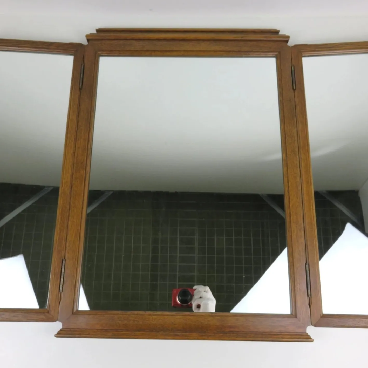 Art Deco Spiegelschrank aus Eiche mit Pergamentplatten, 1930