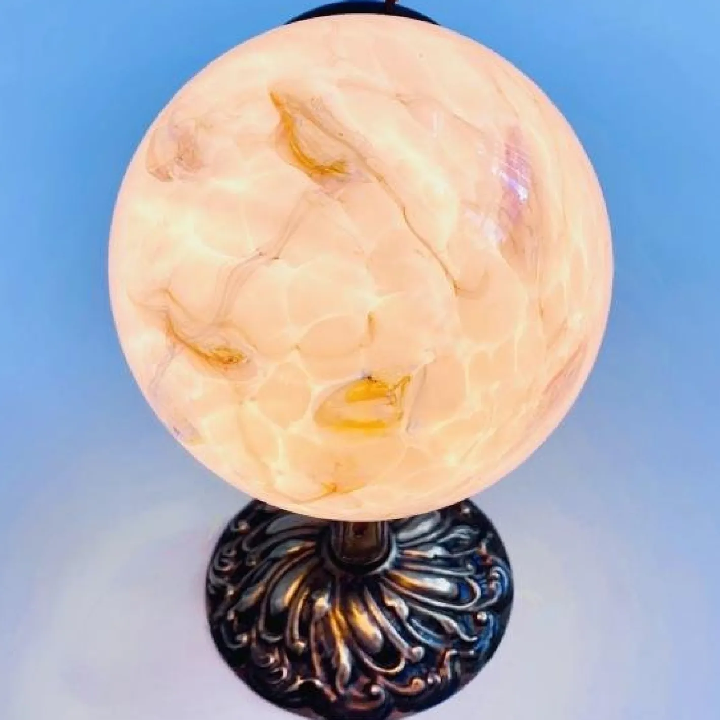 Art Deco Wandlampe aus Messing & Opalglas, 1930er