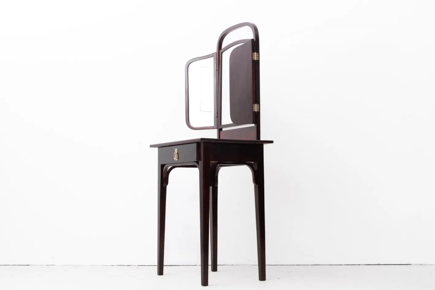 Art Nouveau Modell Nr. 23045 Frisiertisch von Thonet, 1910er
